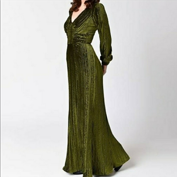 Voodoo Vixen Dresses & Skirts - NWT Voodoo Vixen 1930's Gown